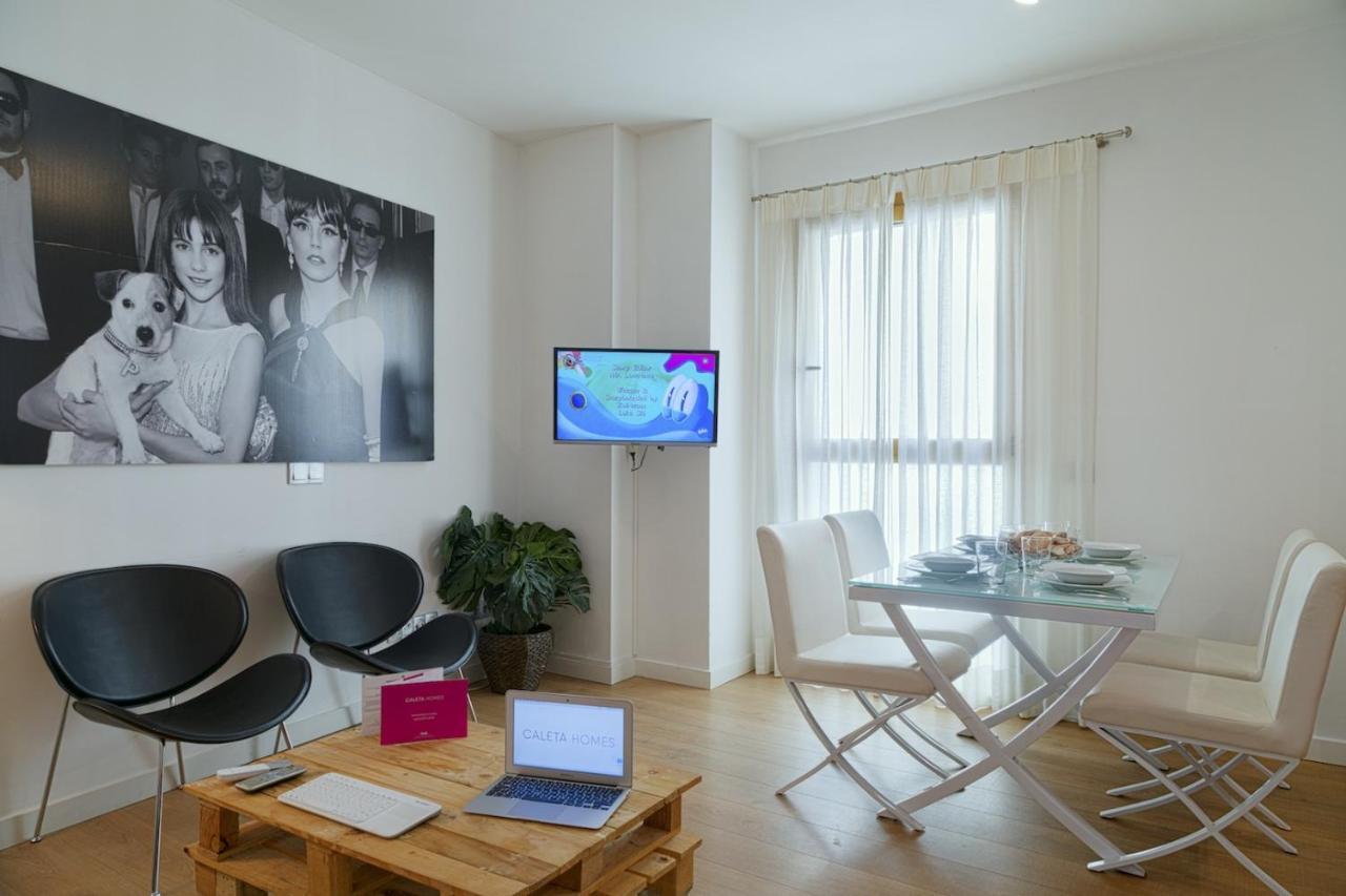 Caleta Homes - Apartamentos Pompidou Málaga Eksteriør bilde