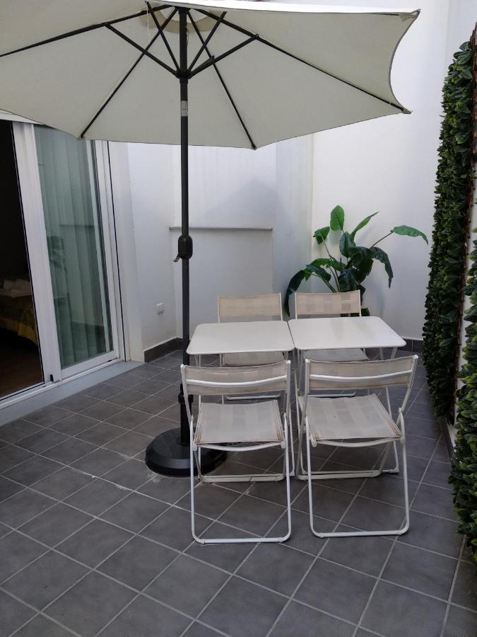 Caleta Homes - Apartamentos Pompidou Málaga Eksteriør bilde