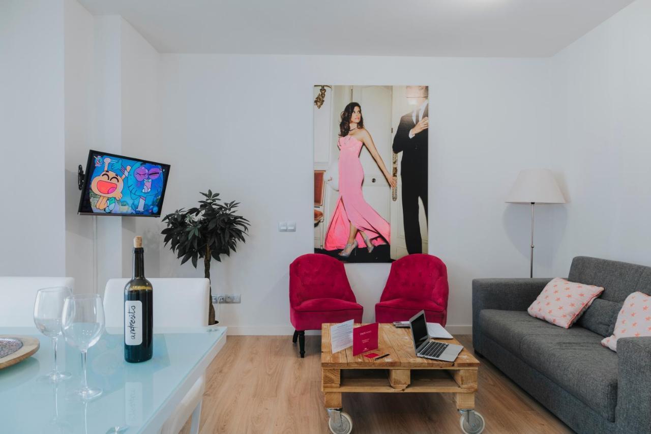 Caleta Homes - Apartamentos Pompidou Málaga Eksteriør bilde