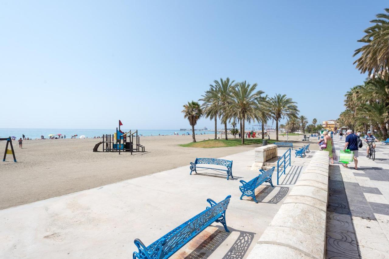 Caleta Homes - Apartamentos Pompidou Málaga Eksteriør bilde